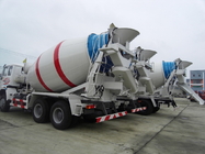 De Concrete Mixervrachtwagen van ISO met Pomp, Mobiel Industrieel Beton die Materiaal mengen