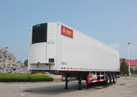 SINOTRUK gekoelde Semi Aanhangwagenvrachtwagen 20/40 Voet Container 30 - 60 Ton
