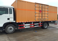 High Security Van Cargo Truck SINOTRUK HOWO 4X2 LHD Euro 2 Vrachtwagenvoertuig