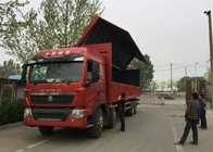 SINOTRUK HOWO T5G Wing Van Cargo Truck 8X4 12 rijdt LHD-MENSENmotor Euro4 336HP