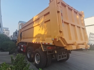 SINOTRUK op zwaar werk berekende Tipper Dump Truck LHD met Unilaterale Gele Skeletcabine Met hoge weerstand