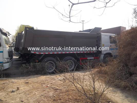 De Vrachtwagen van de de Kippersstortplaats van SINOTRUK HOWO 25-40tons 371HP 6X4 ZZ3257N3647A 10-25CBM