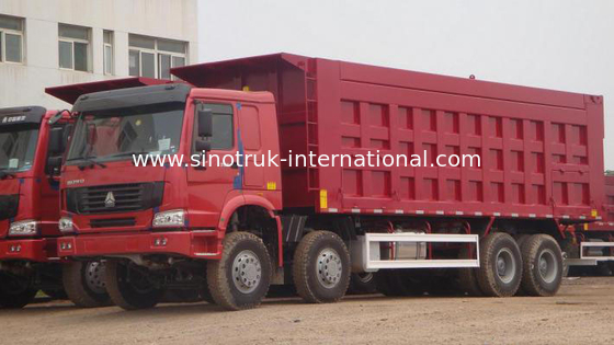 De Vrachtwagen van de de Kippersstortplaats van SINOTRUK HOWO 371HP 8X4 LHD 31tons 20-30CBM ZZ3317N3867W