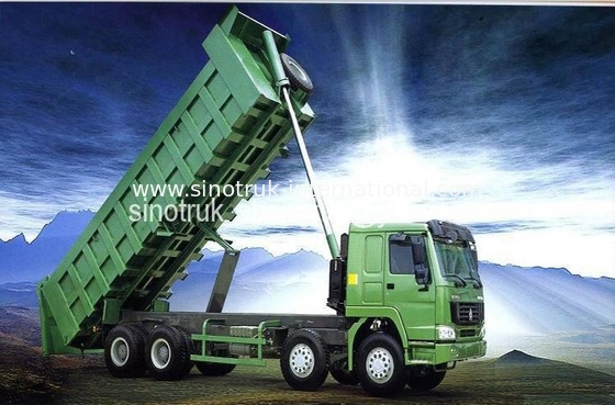 De Vrachtwagen van de de Kippersstortplaats van SINOTRUK HOWO 371HP 8X4 LHD 31-60tons 20-30CBM ZZ3317N3867W
