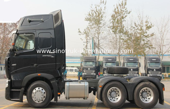 A7 stond de Tractorvrachtwagen LHD 6X4 Euro 2 371 HP met Macht Hydraulische Leiding bij