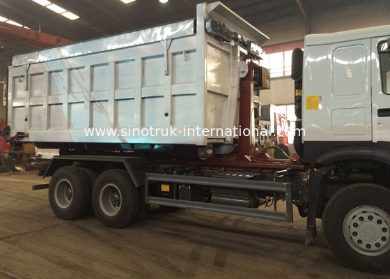 De hydraulische van de het Huisvuilinzameling van het Controlesysteem Geautomatiseerde Vrachtwagen 6X4 LHD Euro2