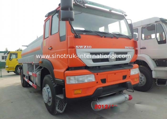 SINOTRUK olietankwagen 8-12CBM voor olievervoer 4X2 LHD Euro3 190HP