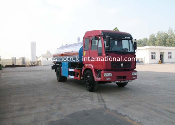 SINOTRUK olietankwagen 8-12CBM voor olievervoer 4X2 LHD Euro3 190HP
