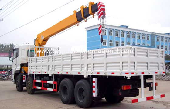 Hoge Prestaties het Ineenschuiven Boomvrachtwagen Opgezette Kraan 6X4 290HP 14.5m het Opheffen Hoogte