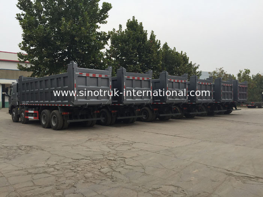 Witte Zware de Stortplaatsvrachtwagen van SINOTRUK HOWO A7 8X4 voor Mijnbouw ZZ3317N3867N1
