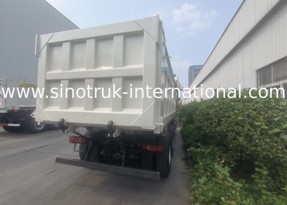 Sinotruk Dump Truck Brand New 6 × 4 Nx 20CBM Wit Met Automatisch Tarpaulin