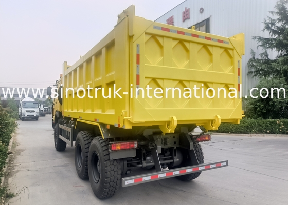 Sinotruk Howo Tipper Dump Truck 6 × 6 met vierwielaandrijving met 14,00R20 enkelband 380 pk