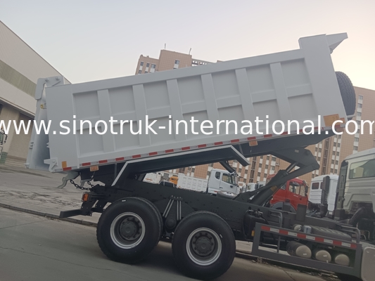 SINOTRUK HOWO 400 pk Tipper Dump Truck Voor de bouw N7 Militaire bumper waarschuwingslicht