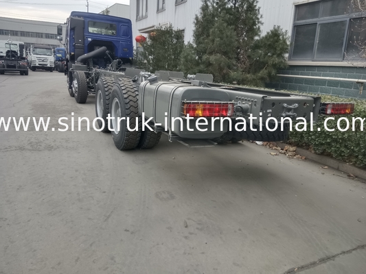 SINOTRUK HOWO Olie Tank Truck Chassis 400 pk 8x4 LHD 50 ton 40CBM