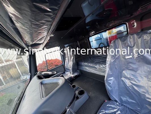 SINOTRUK HOWO Truck Chassis SINOTRUK Motor371HP 6 × 4 RHD Met waarschuwingslicht Gebruikt in dumper Truck Cargo Truck Water Truck