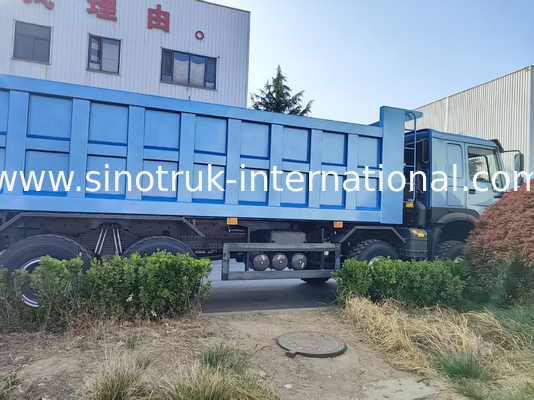 Boeiende blauwe HOWO 8×4 380HP 26.91CBM dumptruck waar de kracht de precisie in elke lading ontmoet!