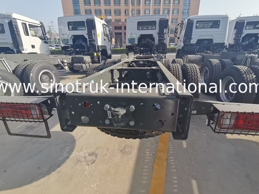 SINOTRUK HOHAN Howo Tipper Dump Truck Chassis Weichai Motor 6 × 4 LHD ZZ3257V384JB1 Model