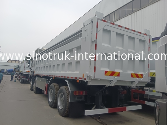 SINOTRUK HOWO 380HP Tipper Dump Truck 12 Wielen LHD 31 Tons 20-30CBM V7-X Cab