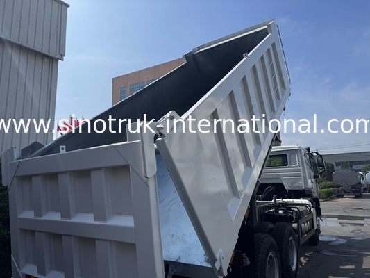 SINOTRUK HOHAN Howo Tipper Dump Truck Midden Lifting Weichai Motor 6 × 4 LHD rechthoekige vrachtbus Wit 19-20CBM