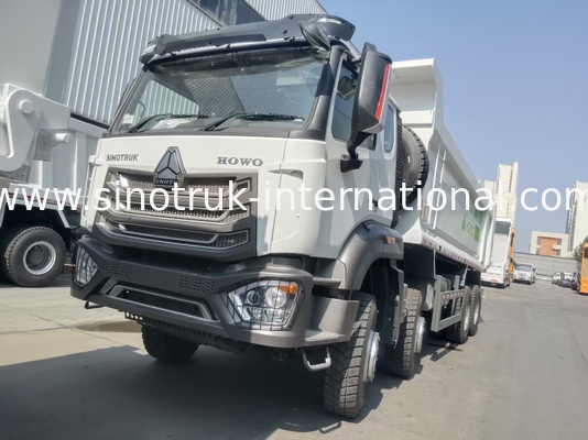 7300*2300*1500mm Cargo Box Heavy Duty Dump Truck voor glad vervoer van vracht RHD / LHD rijtype