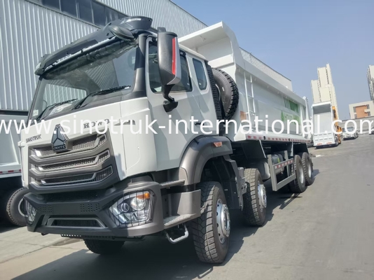 7300*2300*1500mm Cargo Box Heavy Duty Dump Truck voor glad vervoer van vracht RHD / LHD rijtype