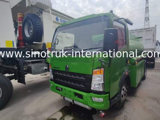 Sinotruk HOWO 8 CBM-olietankwagen met capaciteit, 4x2 aandrijftype en Euro III-emissienorm