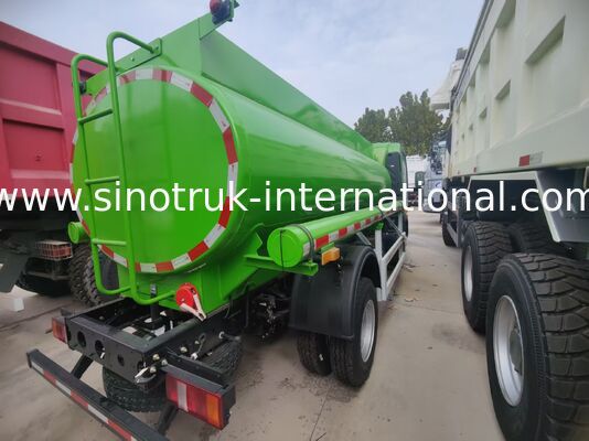 Sinotruk HOWO 8 CBM-olietankwagen met capaciteit, 4x2 aandrijftype en Euro III-emissienorm
