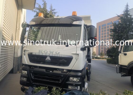 HOWO TX Zware Vrachtwagen met 300L Brandstoftank Capaciteit en Stalen Carrosserie Materiaal voor Zwaar Transport