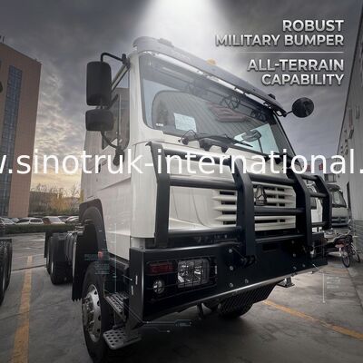 SINOTRUK HOWO Ghost Face cabin Tractor Truck 6X6 Euro 2 430 pk Militaire bumper Wit