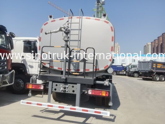 Sinotruk Howo Sprinkler Watertankwagen 10-25CBM 6 X 4 Euro 2 371HP Wit