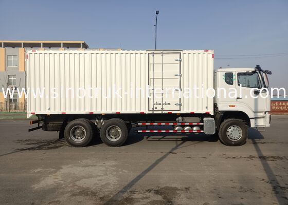 6×4 aandrijving type zware vrachtwagen aangedreven door Sinotruk versnellingsbak met een superieure laadverwerking en operationele betrouwbaarheid
