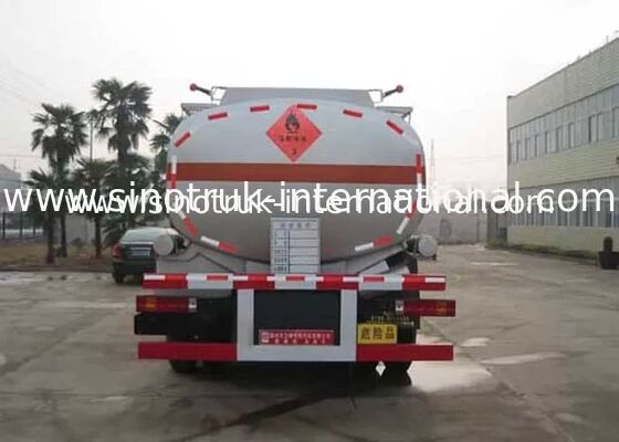 SINOTRUK HOWO 16-20CBM Tankwagen 6X4 LHD 290PK Euro2 Olietankwagen