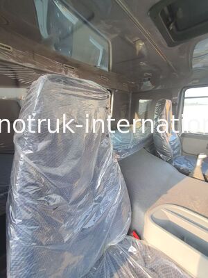 HOWO A7 Gebruikte trekkertruck LHD 6X4 Euro 2 371 pk met hydraulisch stuurwit