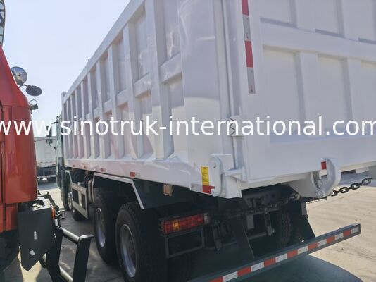 Tipper Truck SINOTRUK HOWO 371HP 12 Wheels LHD 31 Tons 20-30CBM ZZ3317N3567W White