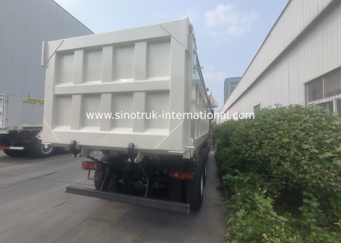 Sinotruk Dump Truck Brand New 6 × 4 Nx 20CBM Wit Met Automatisch Tarpaulin
