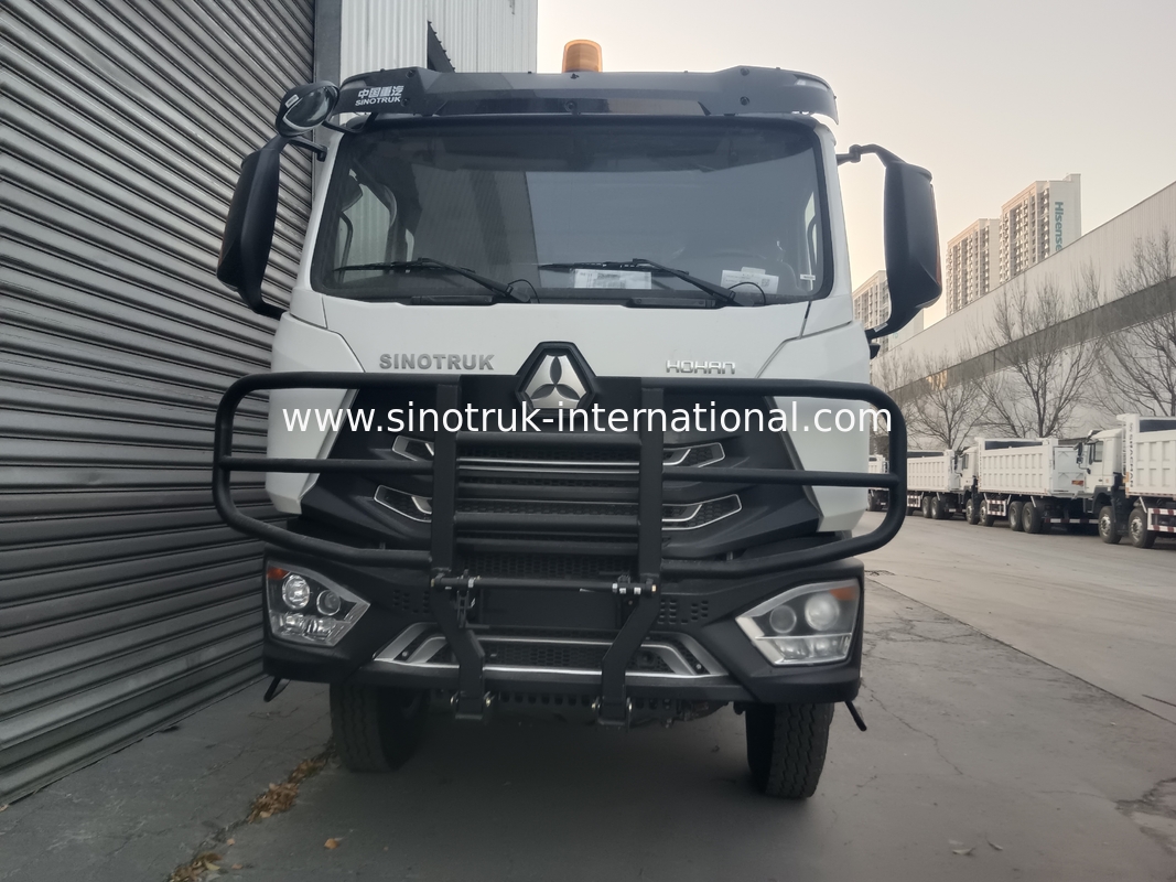 SINOTRUK HOWO 400 pk Tipper Dump Truck Voor de bouw N7 Militaire bumper waarschuwingslicht