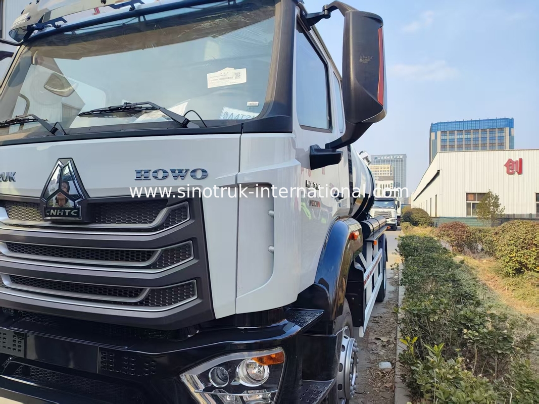 HOWO 300HP 10CBM 4x2 rioolzuigtruck: zware kracht, nauwkeurig schoonmaken en ongeëvenaarde efficiëntie
