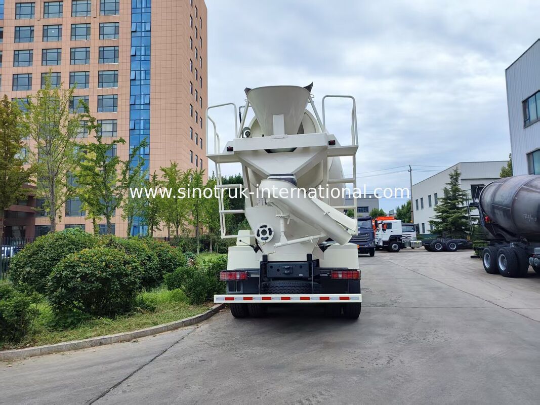 Heavy Duty HOWO 8x4 16m3 Betonmixer Truck 371HP Motor PMP Versnellingsreducer Voor de bouw