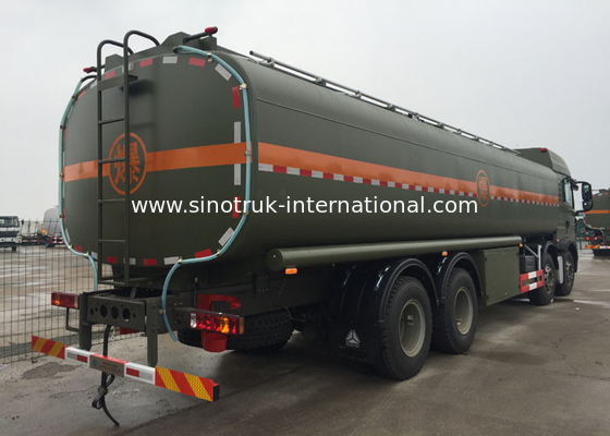De stabiele Vrachtwagen SINOTRUK HOWO van de Brandstoftanker 30 - 40 Ton voor Olievervoer 8X4 RHD