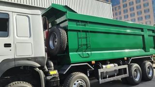 400 pk 8x4 dumptruck, 26 m3 zwaar vermogen
