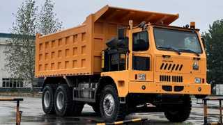 Bekijk de demo van 6×4 mijnbouwkipper 90 ton 430 pk linksgestuurd